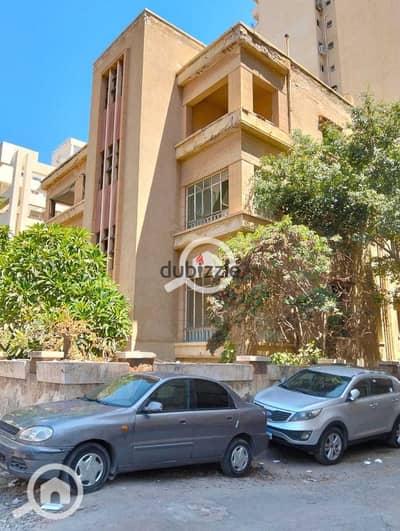 For those who seek uniqueness and elegance - for sale ( vacant villa ) 450 meters in a distinguished location in Zizenia, corner with two streets