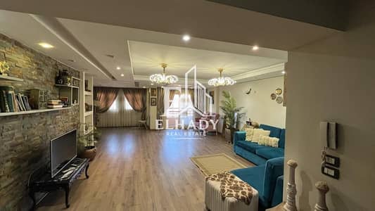 180 m furnished apartment for rent in Sama Compound with appliances and air conditioning