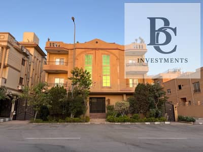 Luxury ground floor apartment for sale in the best locations of Al-Banefsaj 8