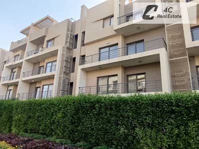 Apartment for sale 168m 3 Bdr with dp & installments ready to move fully finished with ACs prime location direct landscape view in Al Marasem Fifth