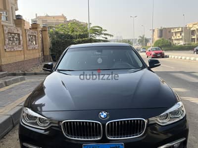 BMW 318 2019