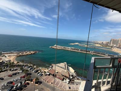 For those who seek luxury and elegance, immediate delivery of an apartment for sale 130 meters in the world towers on the direct beach