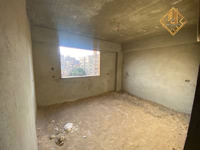 شقة للبيع في الدقي تفرعات شارع التحرير 200م نص تشطيب بسعر مغري