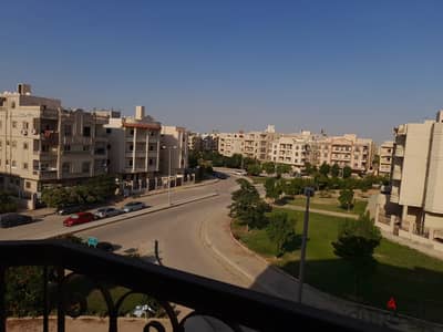 شقة للبيع – المنطقة الثامنة عمارات | الشروق | متشطبة الترا سوبر لوكس