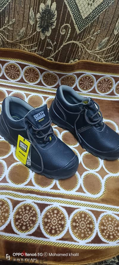 شوز safety jogger