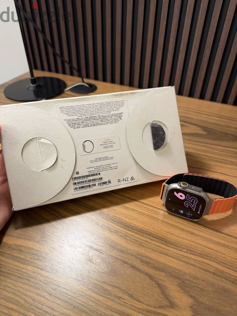 Apple watch ultra 1 like new 8