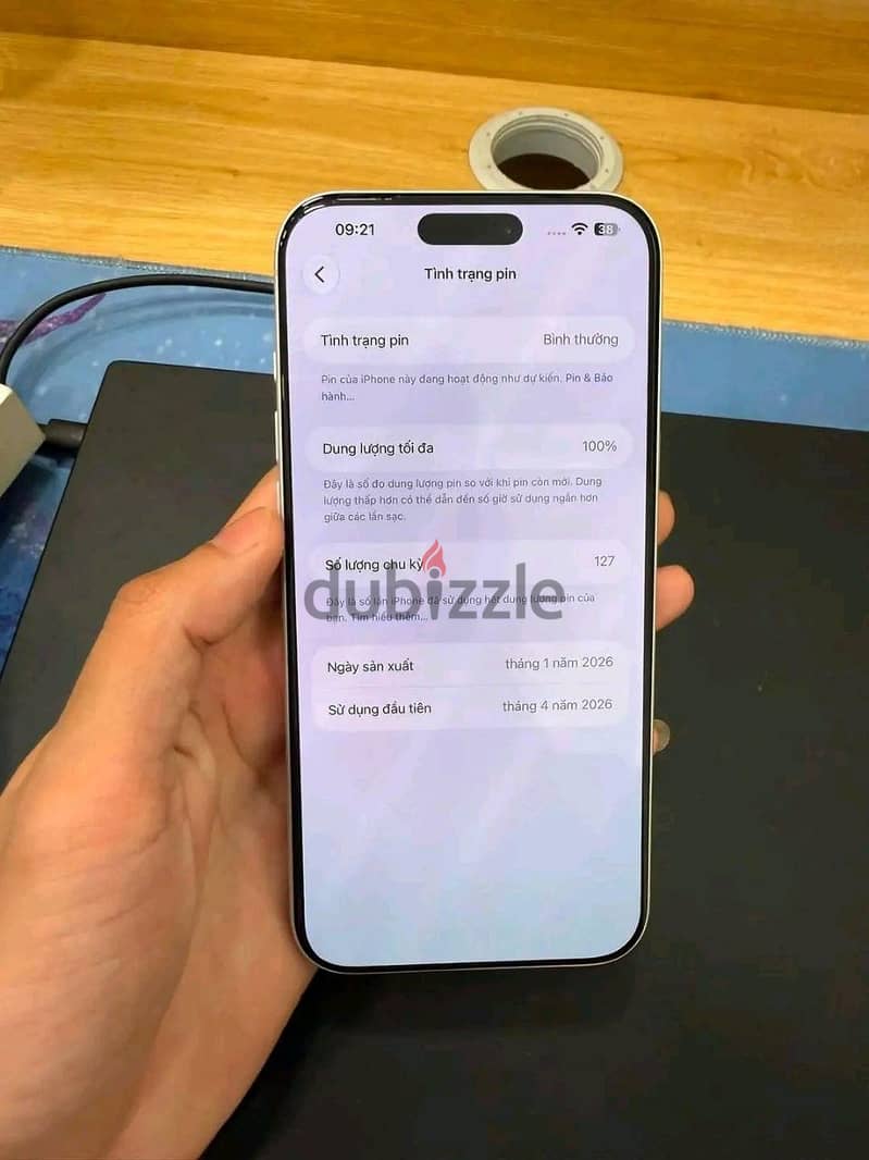 Apple - iPhone 17 Pro Max 3