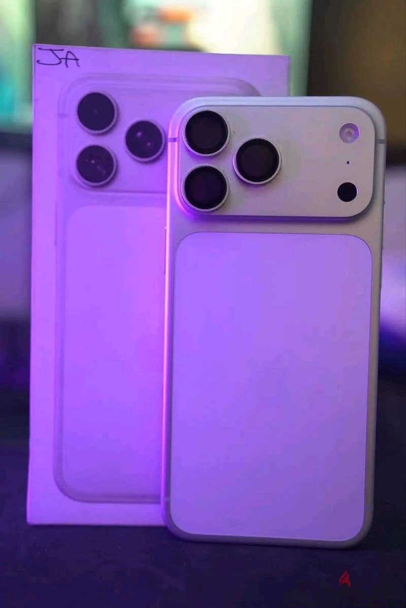 Apple - iPhone 17 Pro Max 2