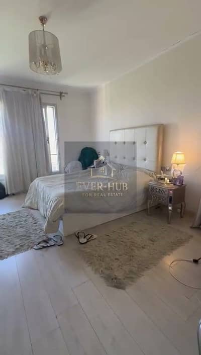 بنتهاوس حصري للبيع كمبوند بالم باركس بجوار نيو جيزة وعلى وصلة دهشور | 225م² + استوديو 50م² + روف 170م² | مساحات استثنائية | 16.3 مليون