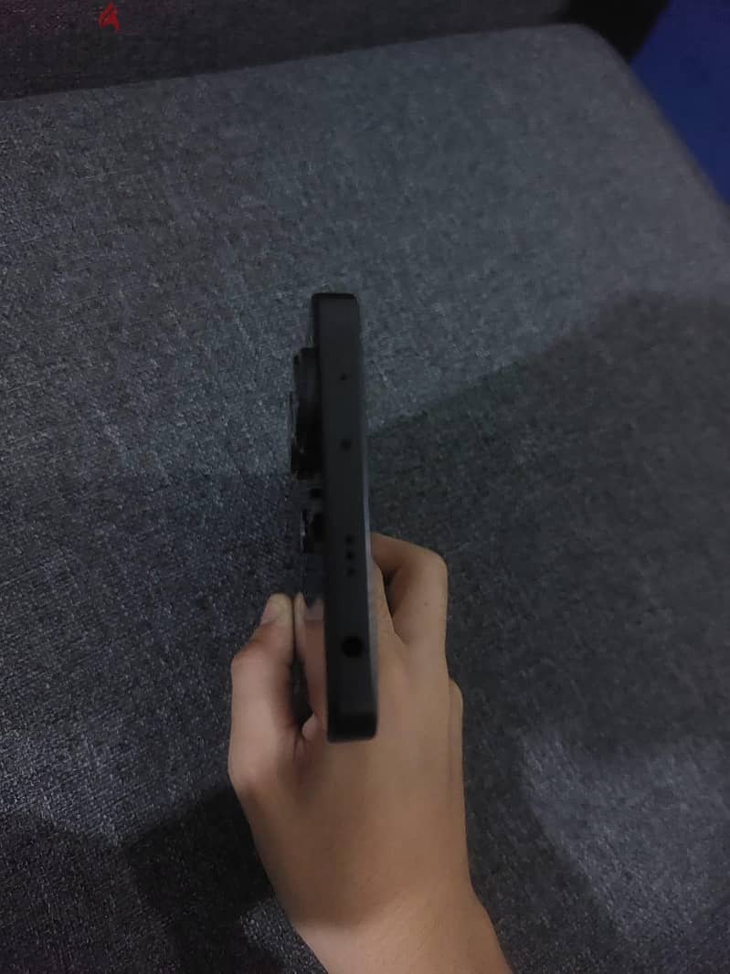Redmi note 13 4g 6 ram 128 storage 3