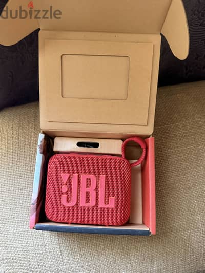 JBL Go4