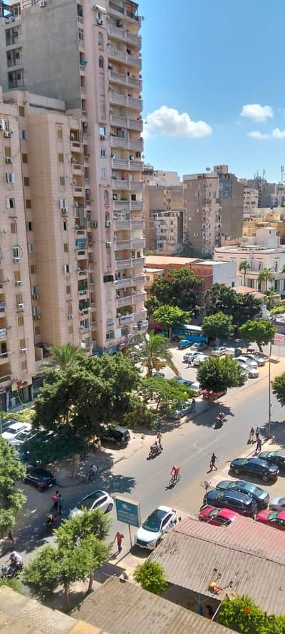 لراغبى الفرص -  للبيع شقه 120 متر - بموقع متميز بطريق الحريه ببولكلى