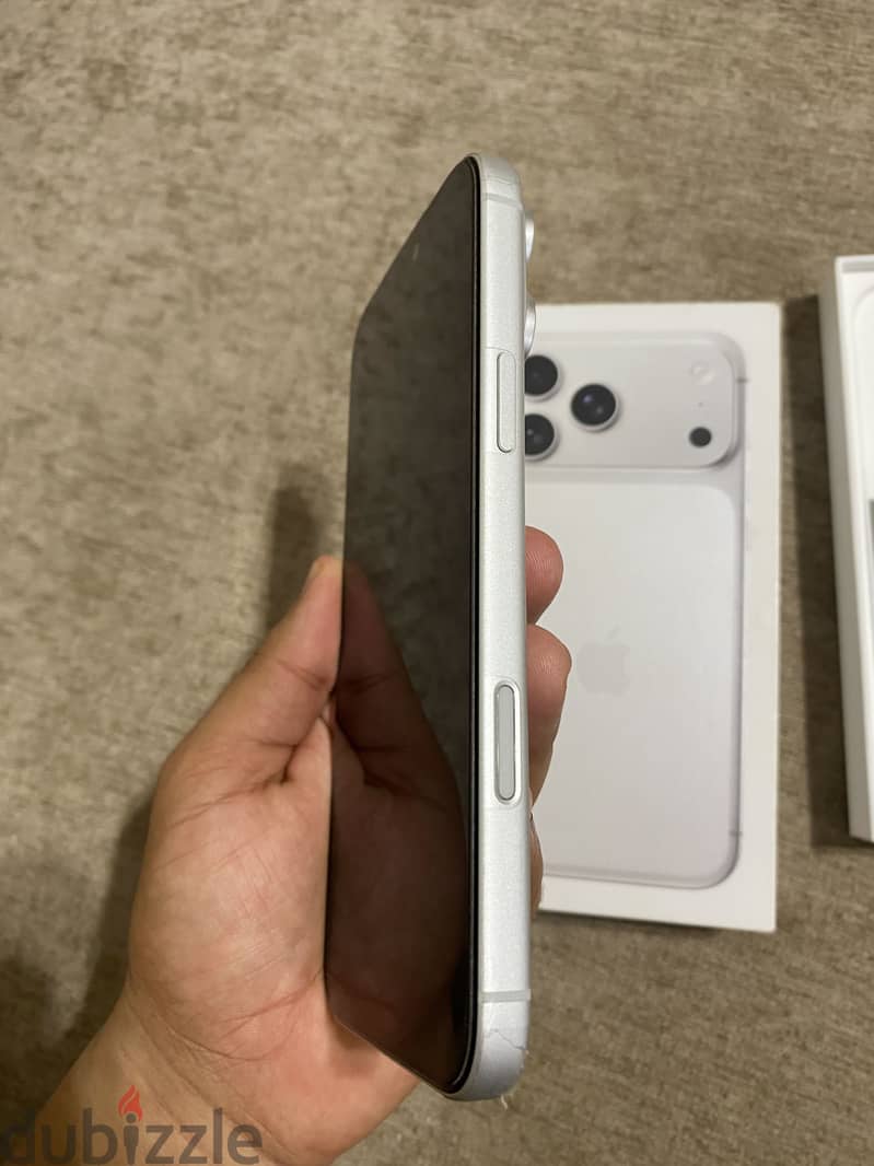 Apple - iPhone 17 Pro Max 2