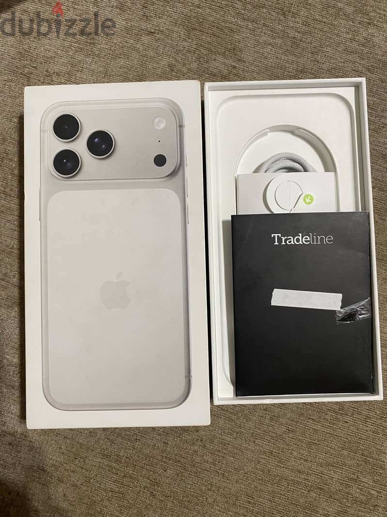 Apple - iPhone 17 Pro Max 3