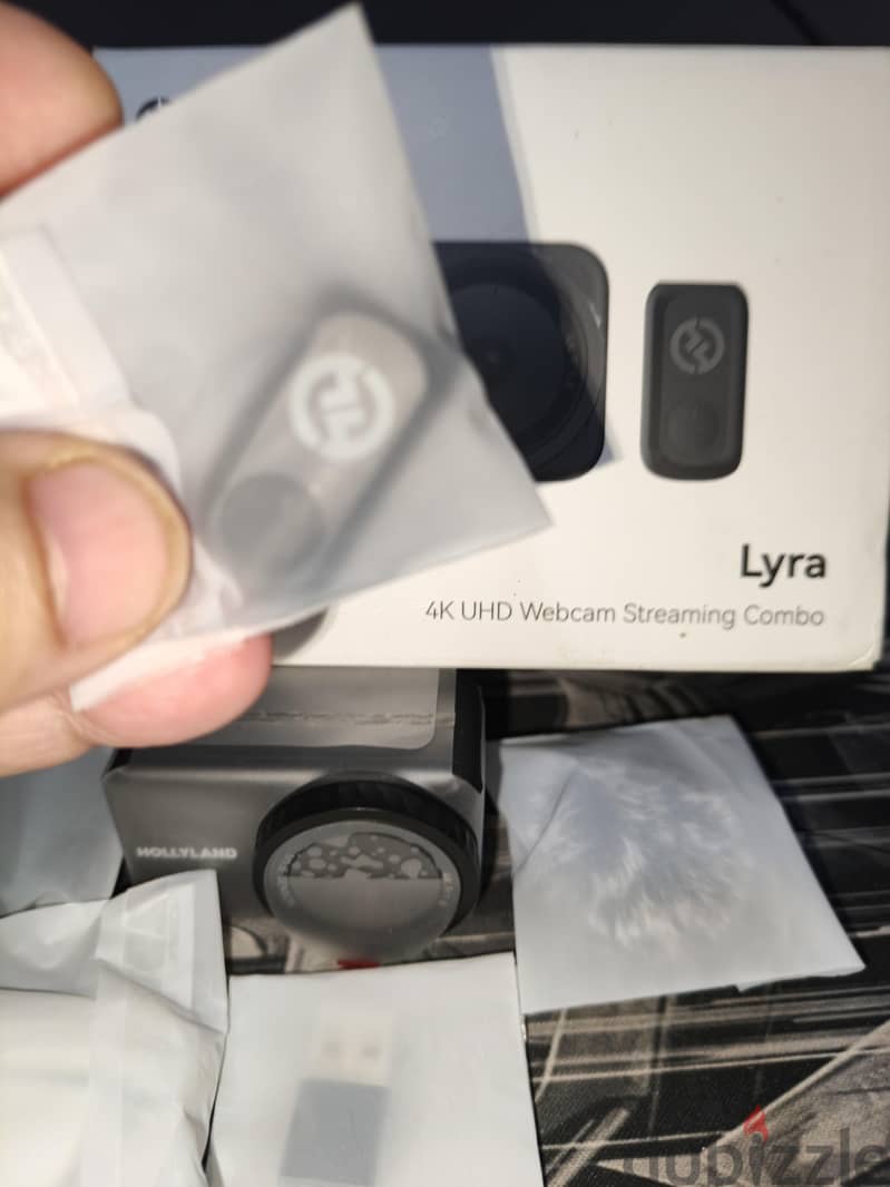 hollyland Lyra with mic 3