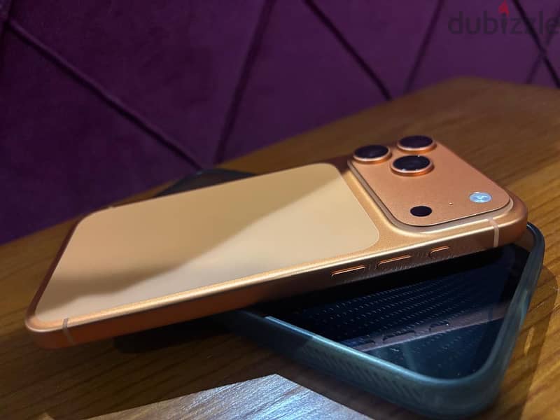 Apple - iPhone 17 Pro Max 3