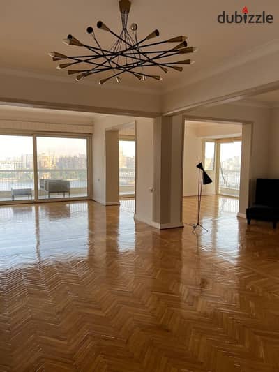 Half-furnished apartment with a Nile view in Dokki