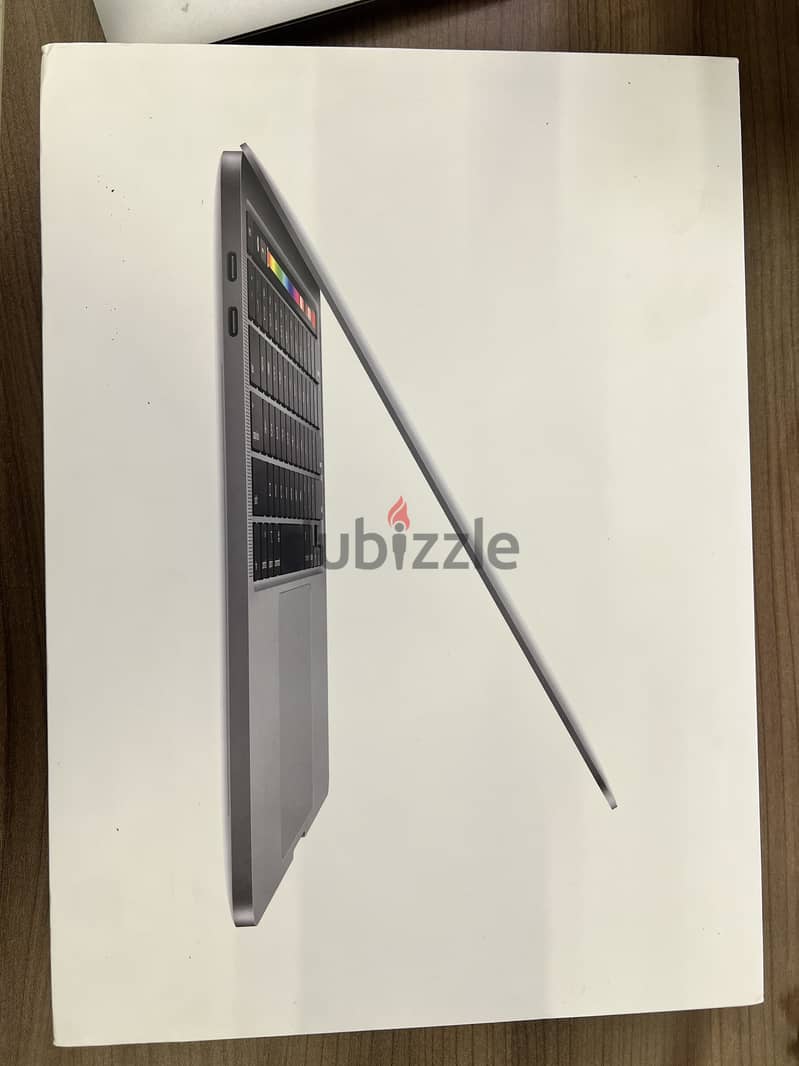 Apple-MacBook Pro 2020-core i5-16 Ram 3
