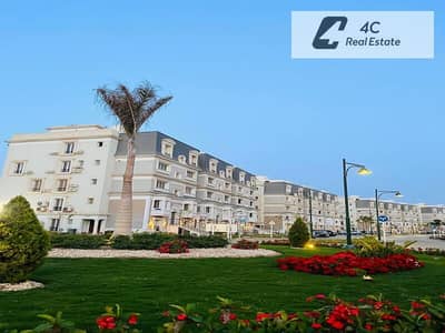i villa best offer in markey- with instalment -prime location open view - for sale in mountain view 1.1 new cairo