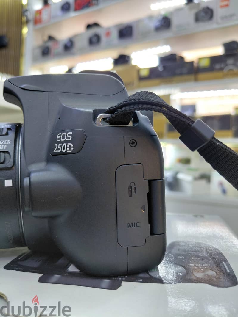 Canon 250D 2