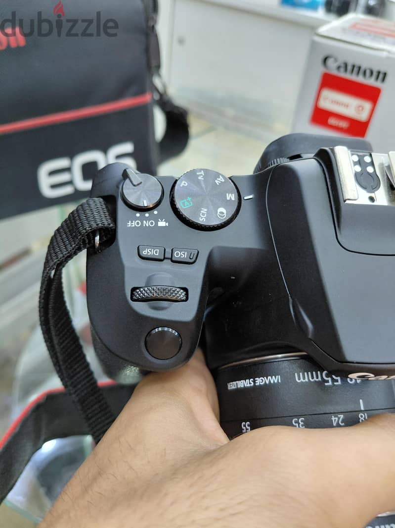 Canon 250D 5