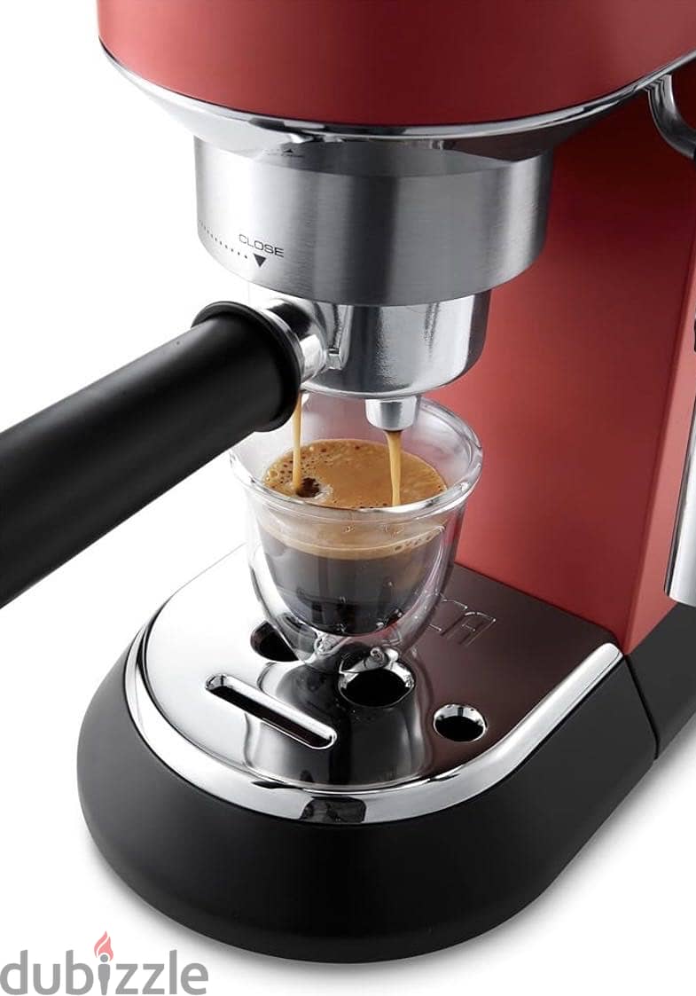  De’Longhi Espresso Coffee Machine – Red | Like New 2