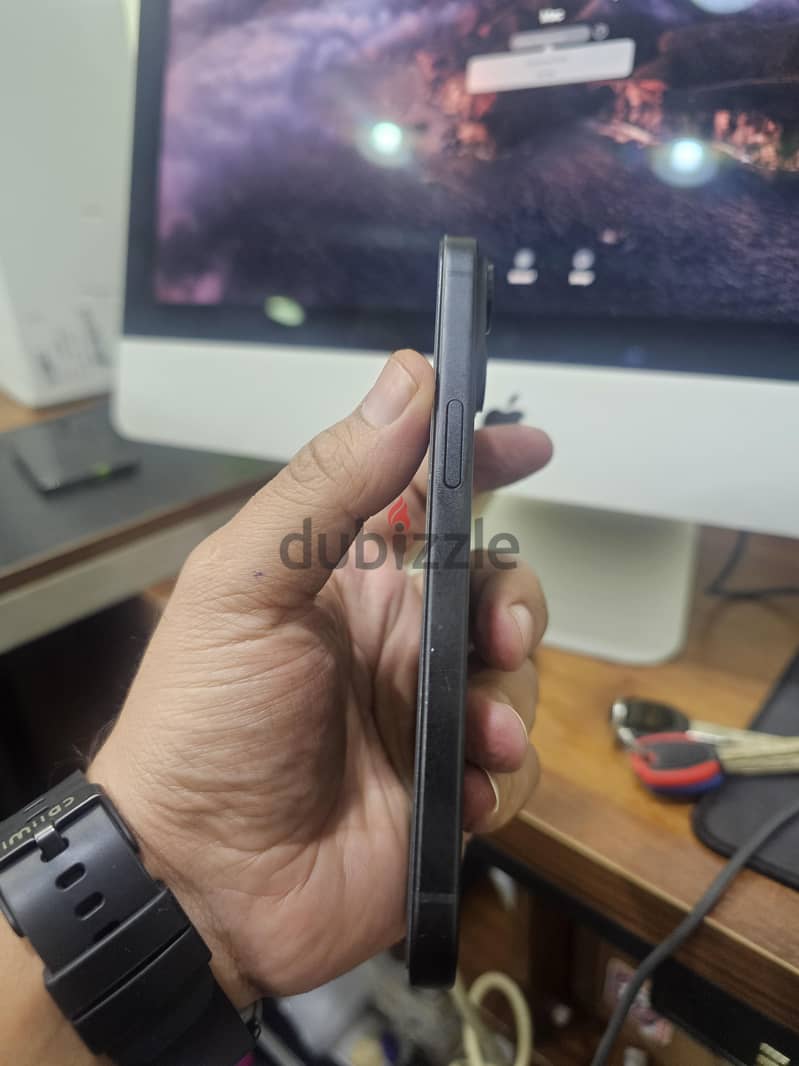 iPhone 15 / 256 GB Good condition 2