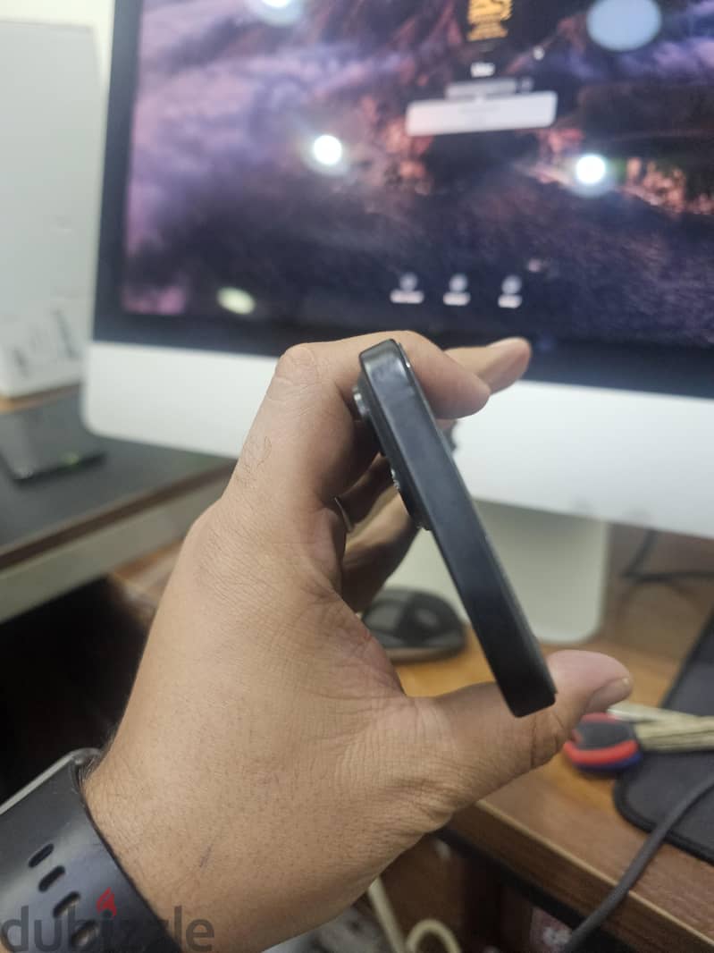 iPhone 15 / 256 GB Good condition 5