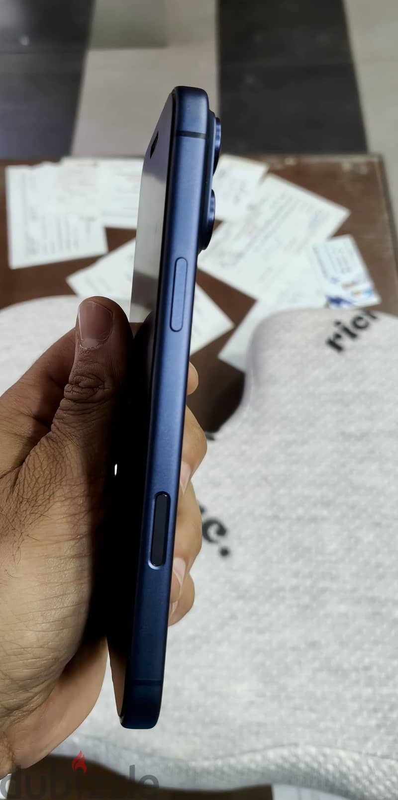 Apple - iPhone 17 Pro Max 4