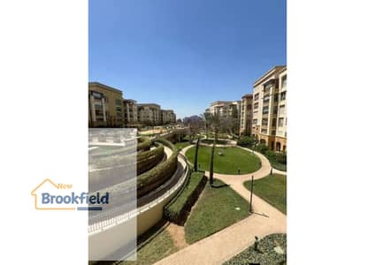 شقه للايجار فى القاهرة الجديدة بالمطبخ والتكييفات فى كمبوند ميفيدا اعمار Apartment for Rent in Mivida Emaar, New Cairo Kitchen & ACs