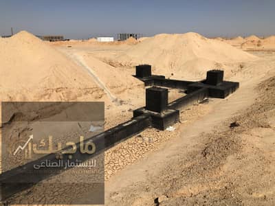 Industrial land piece, workshop activities are suitable for any activity except food and pharmaceutical. Area 3000 meters.