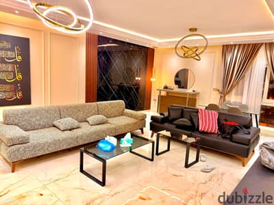 Apartment for rent in Mountain View compound 185 square meters, first upper floor, facing the market and the club, Club Park phase 3, 3 rooms and 3 bathrooms and reception 3 pieces, master room with bathroom, best view in the compound, all rooms have an open view on the club park, electric meter and water meter and internet, fully furnished and air-conditioned