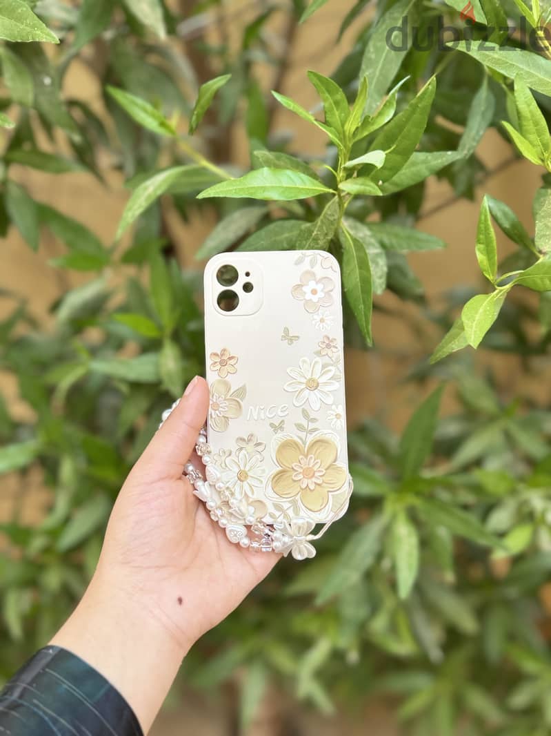 iPhone 11 4