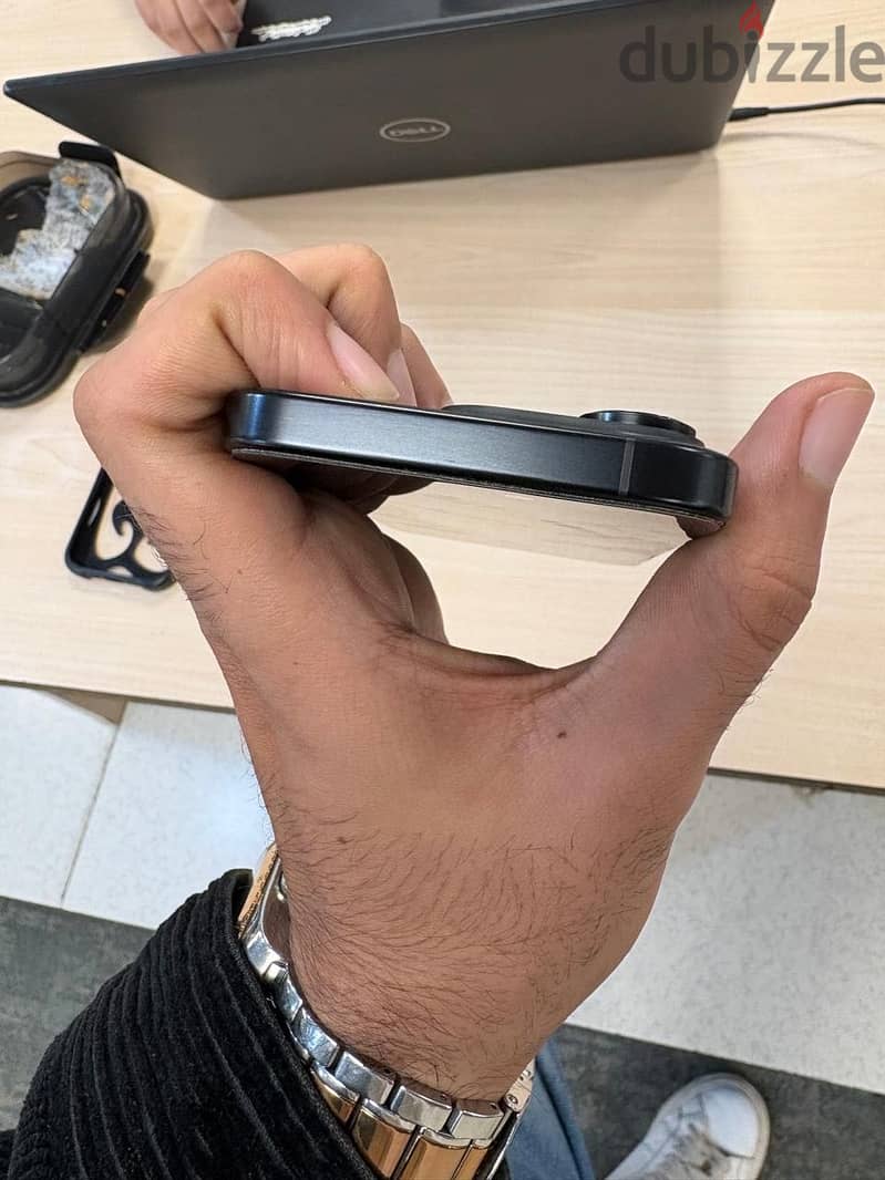 Apple - iPhone 16 Pro 5