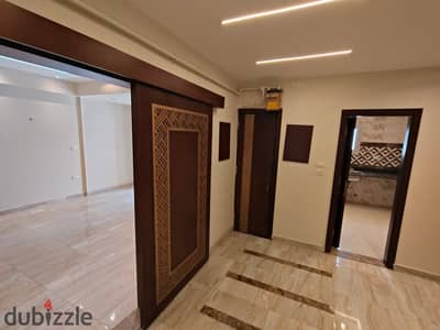 Ultra luxury apartment 3 rooms 2 bathrooms hall 35 thousand in Garden City