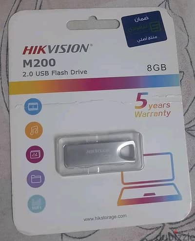 فلاشة جديدة ٨ جيجا نوع hik vision