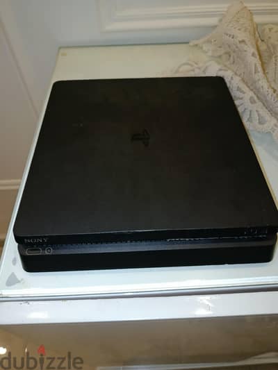playstation 4 slim