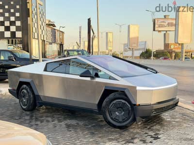 تيسلا سيبرترك 2025 Tesla Cyberbeast