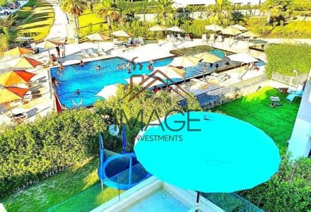 Junior Chalet for Sale 1st Floor with Large Roof
