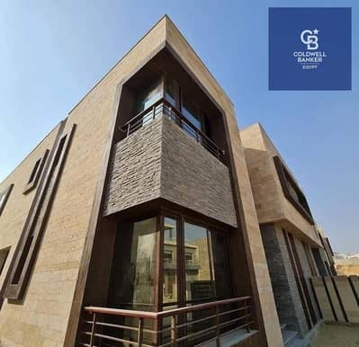 فيلا ستاندالون للبيع استلام فوري | 850م + جاردن 478م | فيو على الجاردن واللاندسكيب | تاج سيتي - التجمع الخامس