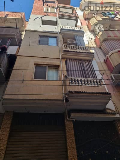 بيت للبيع في الزقازيق – مفارق المنصورة، شارع مصطفى عارف. مباني حديثه