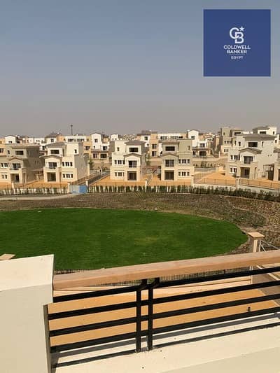 شقة للبيع استلام فوري متشطبة بالكامل مودرن | 170م - 2 غرفة | فيو على الجولف | جولف ريزيدنس - أب تاون كايرو - المقطم