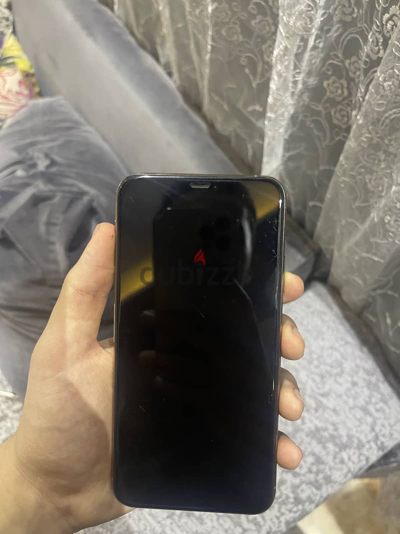 Apple - iPhone 11 Pro Max 2