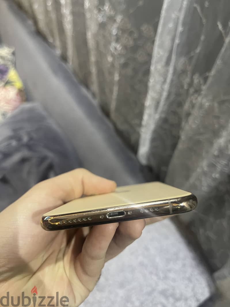 Apple - iPhone 11 Pro Max 5