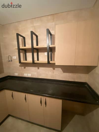 شقة للايجار في 90 Avenue | 185م | 3 غرف نوم | 3 حمامات | Nanny Room  | تشطيب كامل | ACs ومطبخ | 55 ألف شهريا | New Cairo