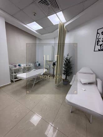 عيادة 80م للبيع في ميديكال بارك بريمير التجمع الخامس clinic sale medical park
