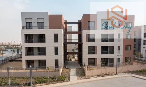 شقة 180م 3 غرف أرضي للبيع في District 5 Marakez  Prime View | Breezy | جاردن كبيرة