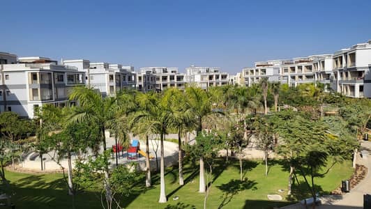 شقة مميزة للإيجار كمبوند وان سكستين بيفرلى هيلز بالمطبخ و التكييفات  و تشطيب راقي لوكيشن مميز و فيو رائعPremium Apartment for Rent at ONE16 – Includes Kitchen & A/C High