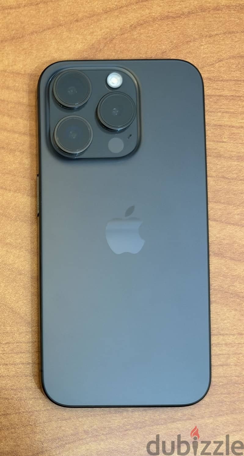 iPhone 15 Pro Black 256GB 1
