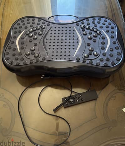 Vibration plate بالريموت سرعات ومسافات مختلفة جودة ممتازة غير مستعمل